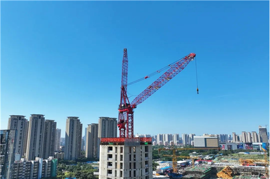 中联重科塔机常德智能工厂二期盛大开园，全球最大风电动臂塔机震撼交付