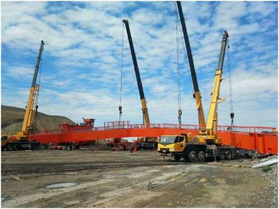 2019开门红 徐工起重机助力新疆大发展，铸就城市新形象